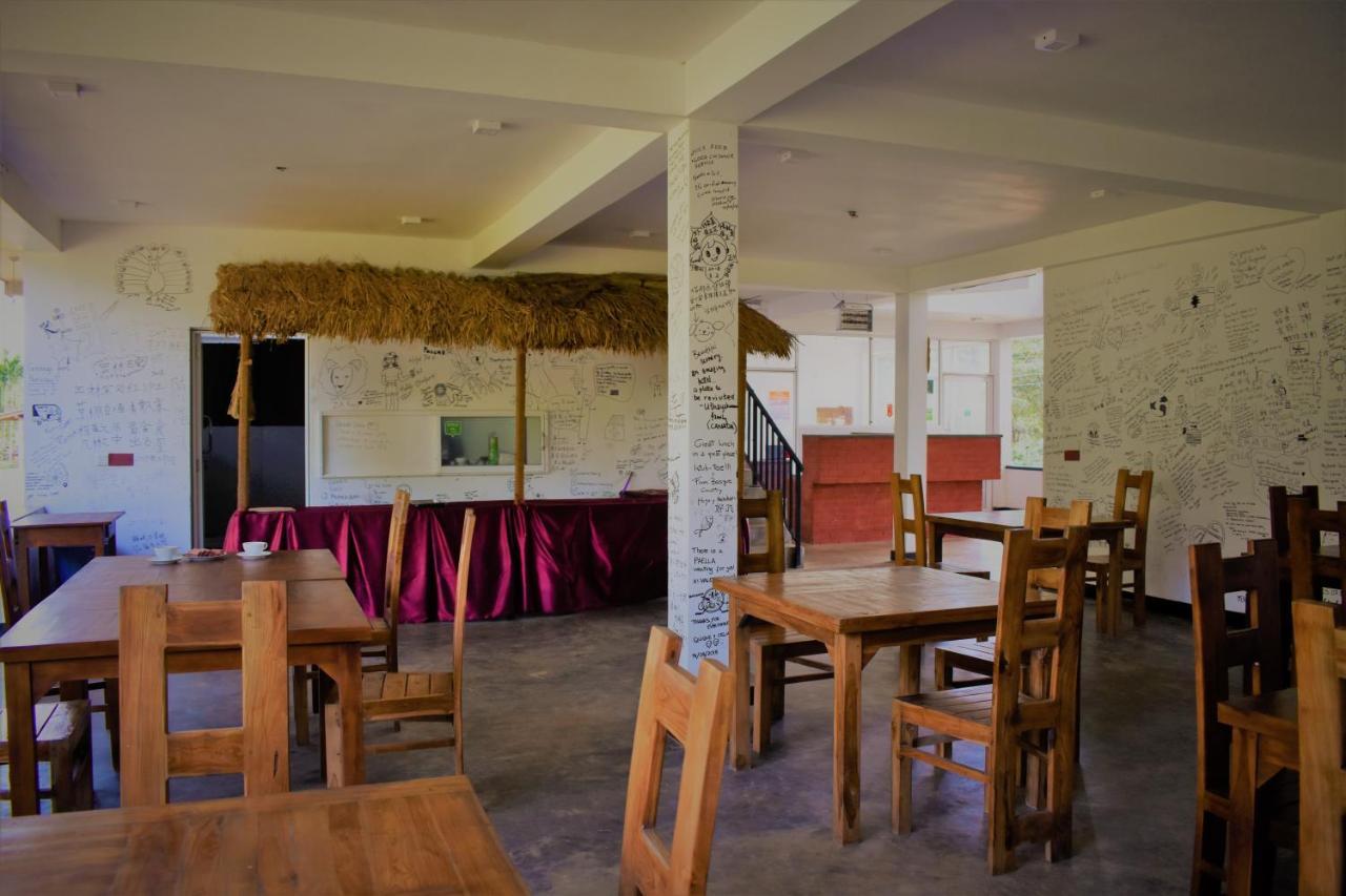Green Hut Nature Resort 锡吉里亚 外观 照片
