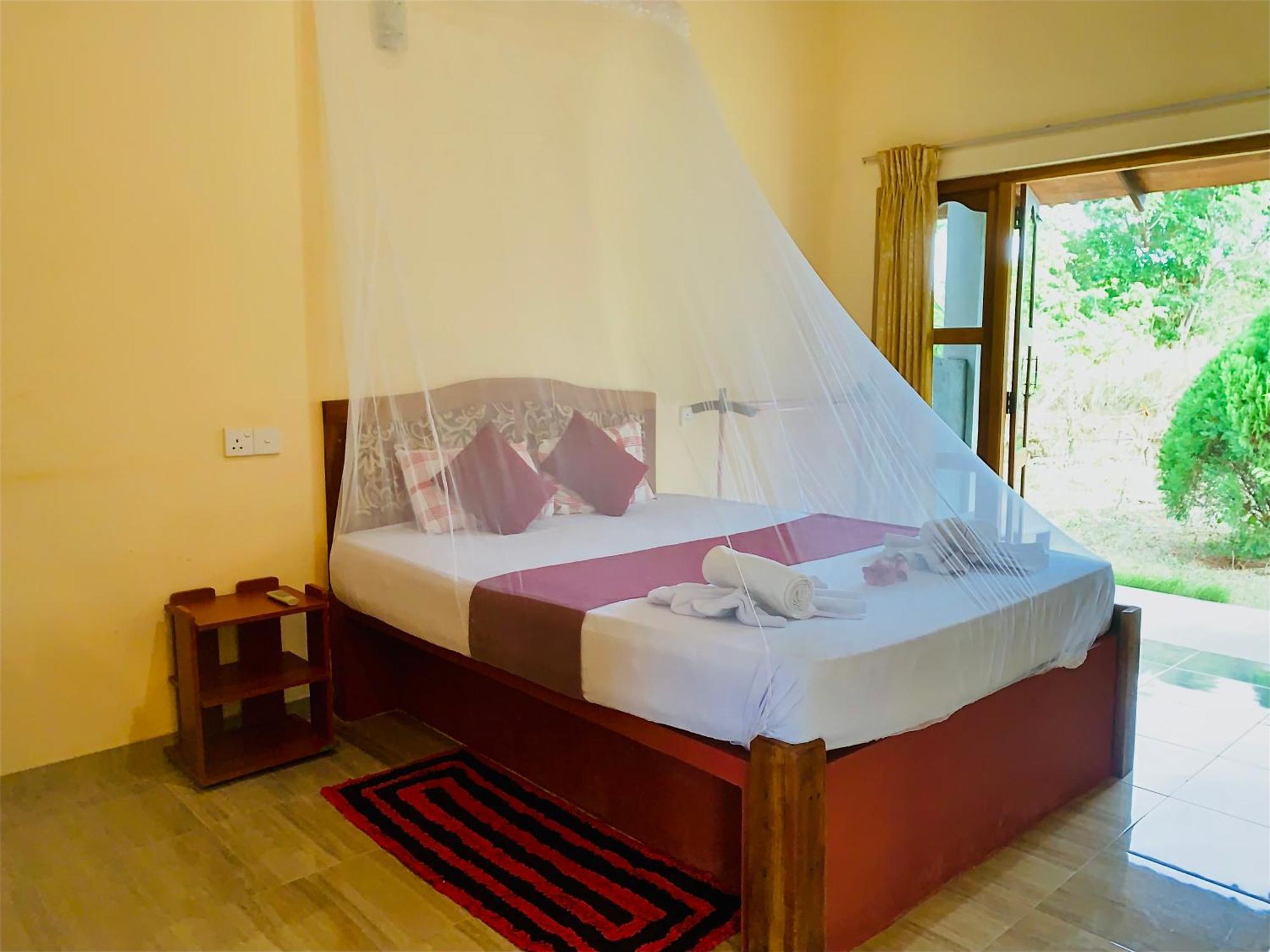 Green Hut Nature Resort 锡吉里亚 外观 照片